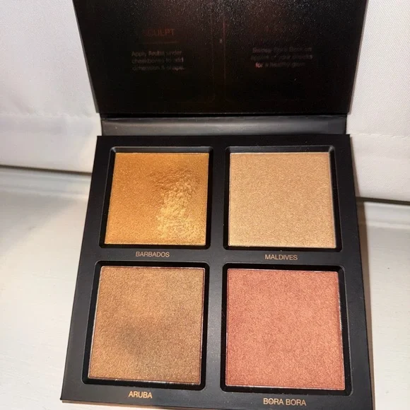 HUDA BEAUTY 3D Highlighter Palette - Bronze Sands Edition - Barbados, Maldives - Picture 4 of 4